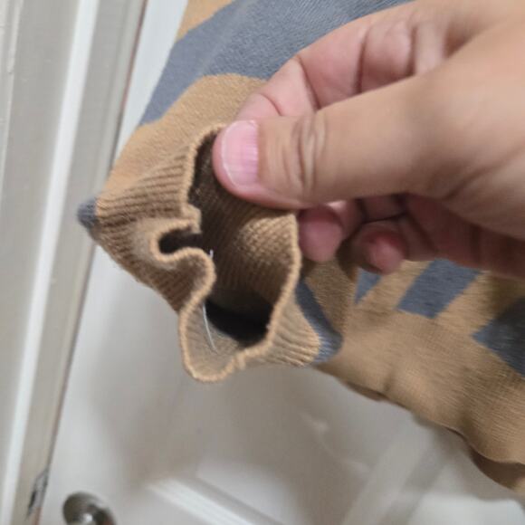 Rachel Rachel Roy Tan Gray Abstract Stripe Sweater Size Small - Picture 7 of 8